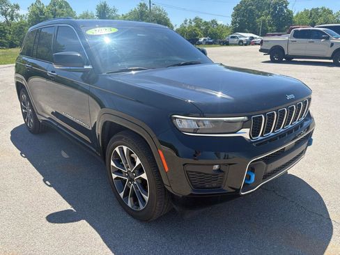 Used 2023 Jeep Grand Cherokee Overland AWD/4WD image 1