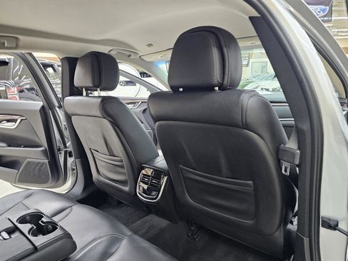 Used 2013 Cadillac XTS Luxury FWD image 23