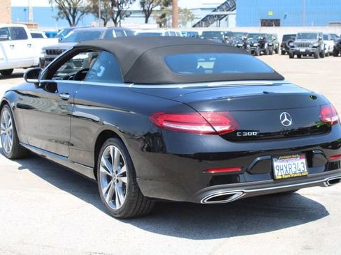 Used 2023 Mercedes-Benz C 300 Cabriolet image 3