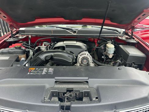 Used 2013 Cadillac Escalade Luxury image 15