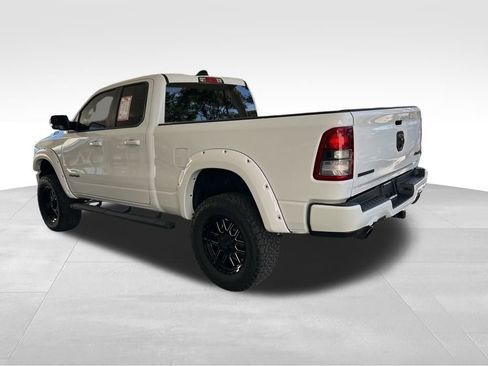 Used 2022 RAM 1500 Big Horn w/ Night Edition image 4