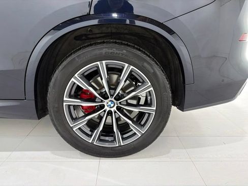 Used 2022 BMW X5 xDrive40i w/ M Sport Package AWD/4WD image 44