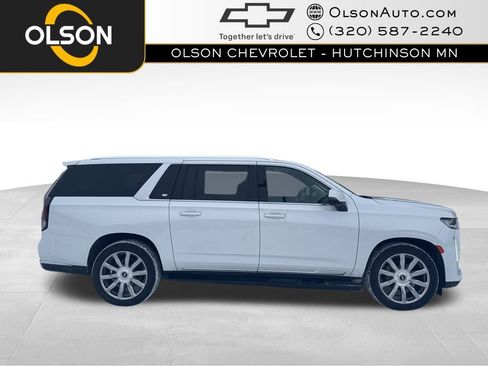 Used 2022 Cadillac Escalade ESV Premium Luxury Platinum image 6