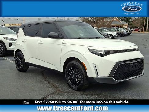 Used 2025 Kia Soul S image 1