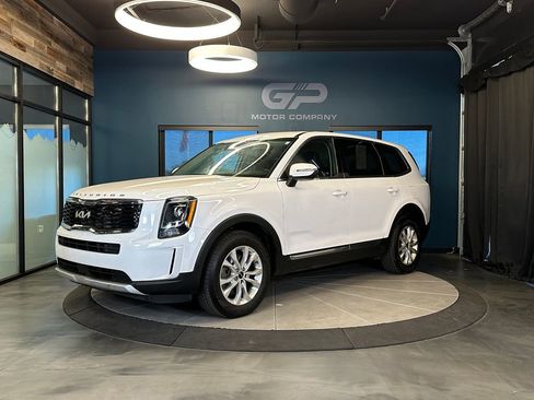 Used 2022 Kia Telluride LX AWD/4WD image 7