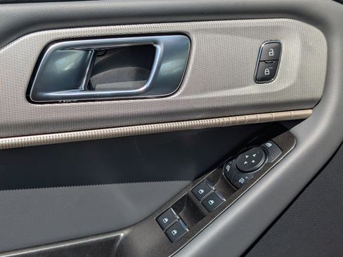 New 2026 Ford Explorer Active RWD image 21