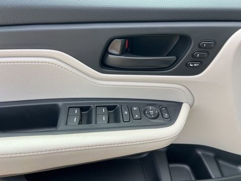 New 2026 Honda Odyssey EX-L image 13