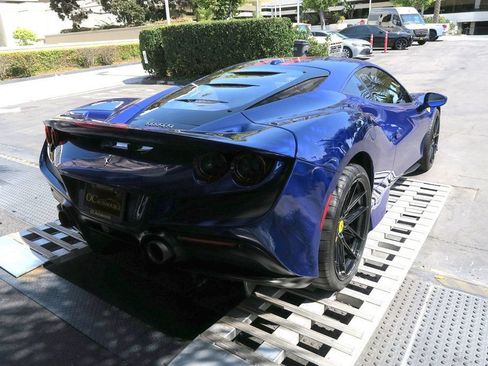 Used 2020 Ferrari F8 Tributo RWD image 38