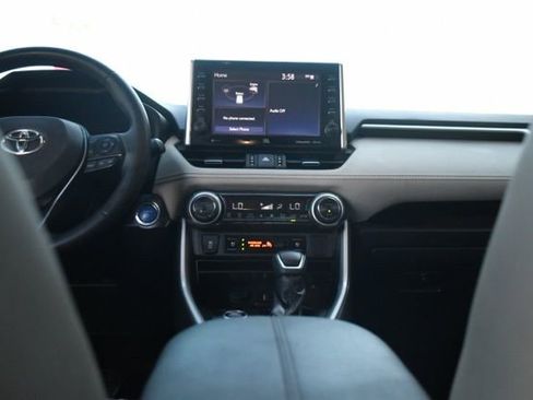 Used 2022 Toyota RAV4 Limited AWD/4WD image 11
