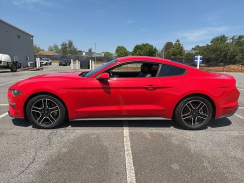 Used 2018 Ford Mustang Premium RWD image 5