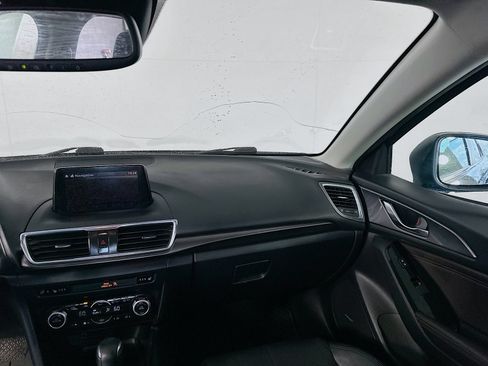 Used 2018 MAZDA MAZDA3 Grand Touring w/ Premium Equipment Package FWD image 25