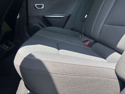 Used 2025 Kia K4 FWD image 25