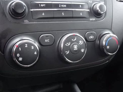 Used 2015 Kia Forte LX w/ Popular Package image 14