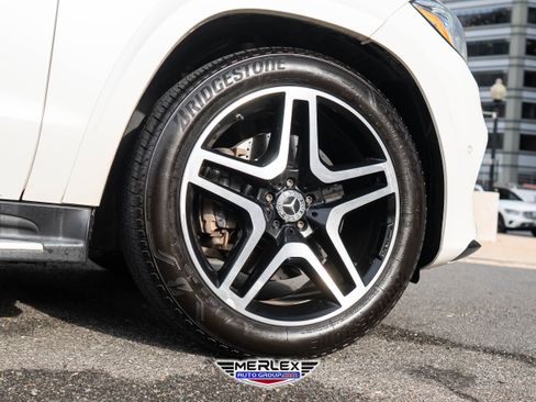 Used 2017 Mercedes-Benz GLS 550 4MATIC image 10