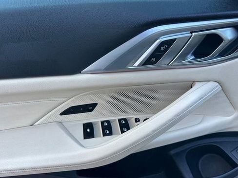 Used 2024 BMW 430i Convertible image 12