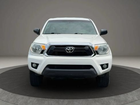 Used 2012 Toyota Tacoma PreRunner w/ SR5 Pkg RWD image 2