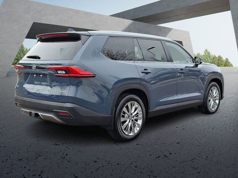 Used 2024 Toyota Grand Highlander Platinum image 6