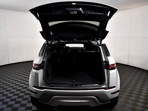 Used 2020 Land Rover Range Rover Evoque SE image 11