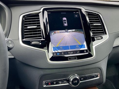 Used 2023 Volvo XC90 T8 Ultimate image 24