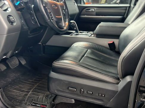 Used 2015 Ford Expedition EL Platinum image 37