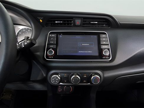 Used 2024 Nissan Kicks S image 23