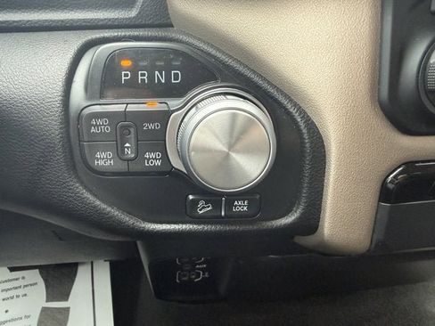 Used 2020 RAM 1500 Laramie w/ Off Road Group AWD/4WD image 30