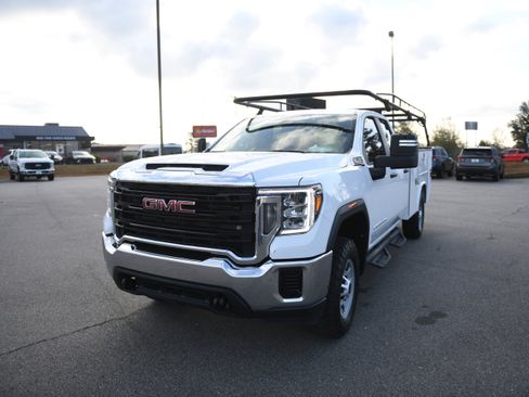 Used 2022 GMC Sierra 2500 Pro w/ Convenience Package image 16