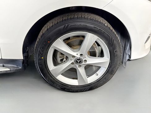 Used 2018 Mercedes-Benz GLE 350 w/ Premium 1 Package image 31