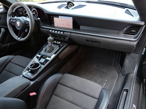 Used 2022 Porsche 911 GT3 RWD image 18