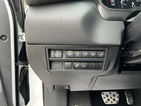 Used 2025 Toyota Tundra Limited w/ TRD Off-Road Package image 28