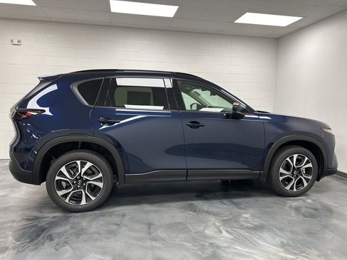 New 2026 MAZDA CX-5 Preferred image 4