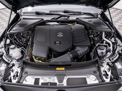 New 2026 Mercedes-Benz E 350 4MATIC Sedan image 32