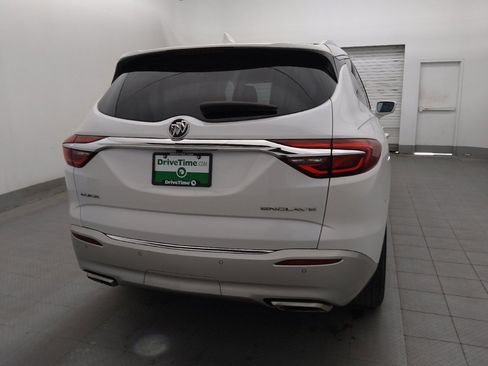 Used 2018 Buick Enclave Essence FWD image 7