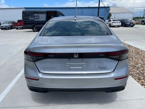 Used 2025 Honda Accord Touring image 6