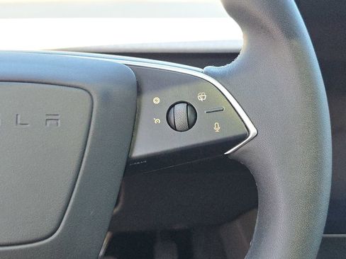 Used 2025 Tesla Model 3 Long Range RWD image 24