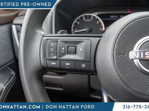 Used 2023 Nissan Rogue SV AWD/4WD image 13