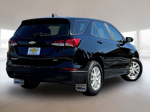 Used 2024 Chevrolet Equinox LS AWD/4WD image 6