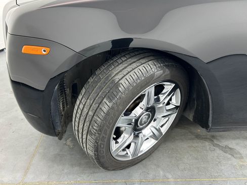 Used 2011 Rolls-Royce Ghost image 42