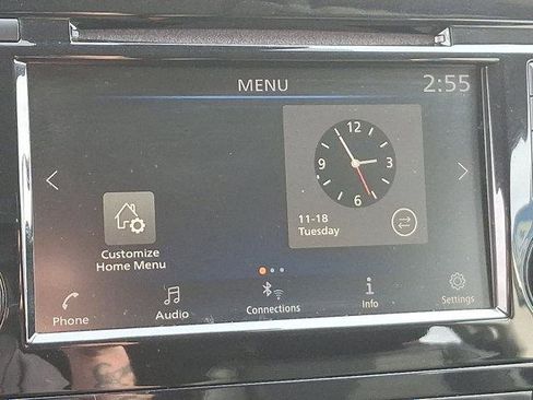 Used 2022 Nissan Rogue Sport SV w/ Technology Package image 17