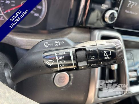 Used 2022 Kia Sorento S w/ Panoramic Sunroof Package AWD/4WD image 29