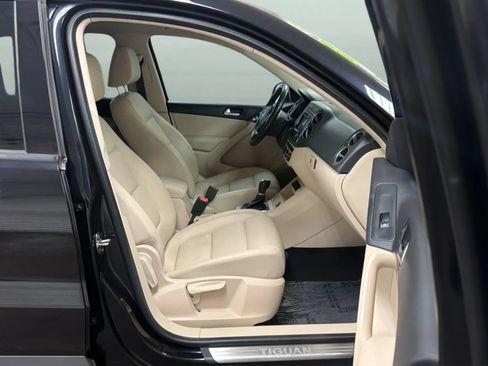 Used 2016 Volkswagen Tiguan S FWD image 22
