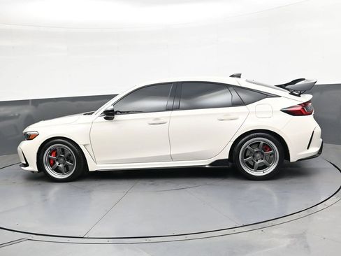 Used 2025 Honda Civic Type R image 6