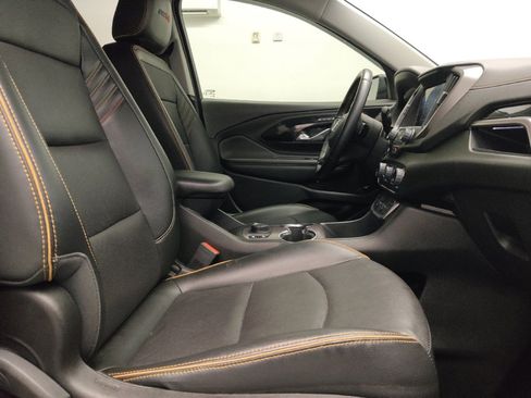 Used 2023 GMC Terrain AT4 AWD/4WD image 21