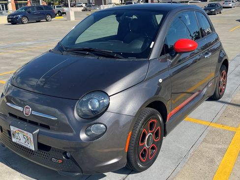 Used 2018 FIAT 500 e w/ Esport Package FWD image 1