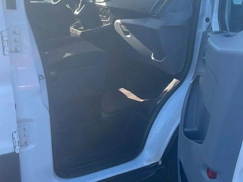 Used 2017 Ford Transit 350 XL image 11