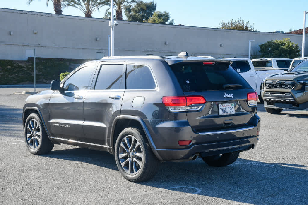 Used 2017 Jeep Grand Cherokee Overland RWD image 8