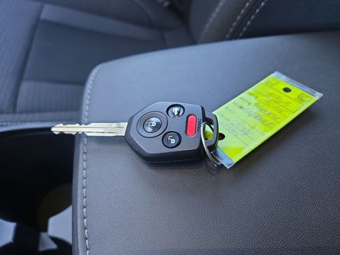 Certified 2025 Subaru Outback image 28