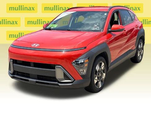 Used 2024 Hyundai Kona SEL FWD image 12