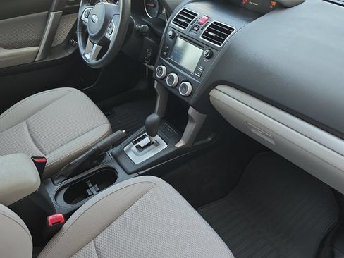 Used 2018 Subaru Forester 2.5i w/ Alloy Wheel Package AWD/4WD image 16