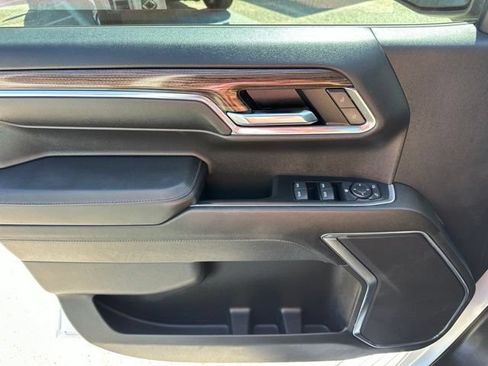 Used 2024 Chevrolet Silverado 1500 RST AWD/4WD image 23